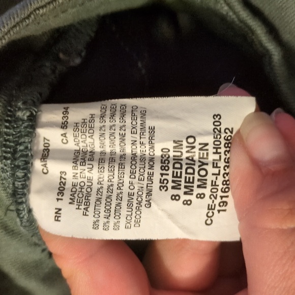 Lee jeans, Women's sz 9, olive green, EUC. 2 for $30 - Picture 6 of 6